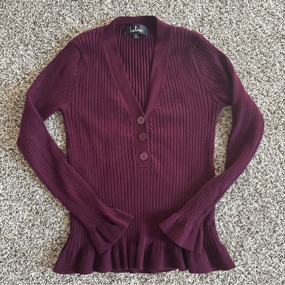 Lulus Burgundy Ribbed Knit Top Women’s M V-Neck Button Front Peplum Hem Cutesy